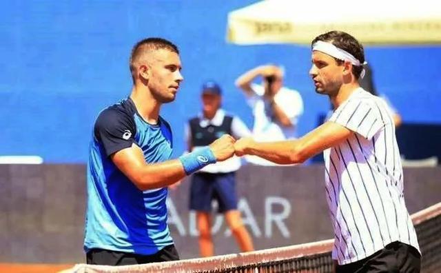 球队的中流 球队的中流