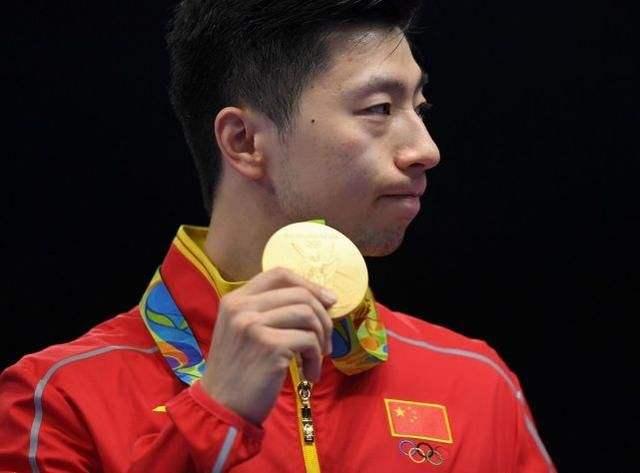 使他成为理 使他成为理