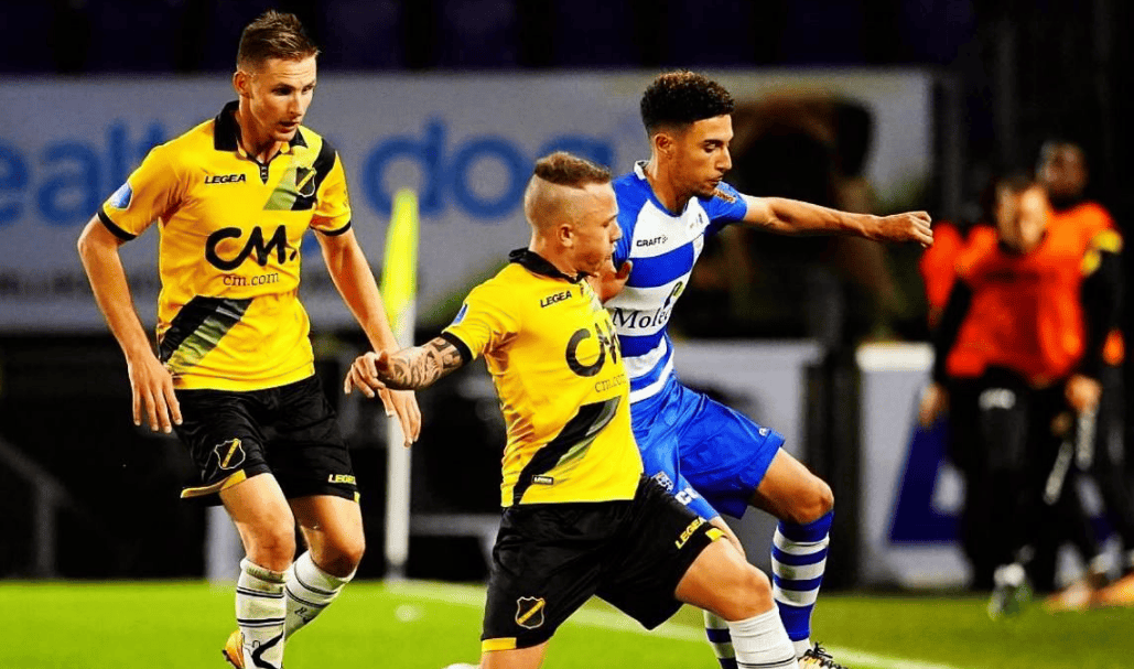 主队球员带 主队球员带